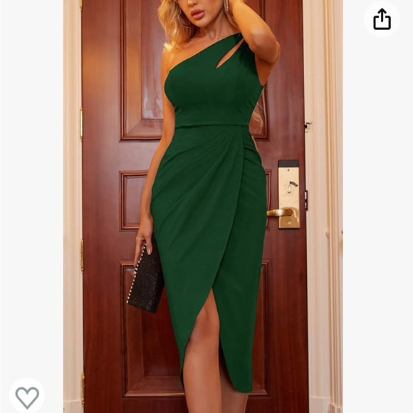 Green Dress - Picture 3 of 3